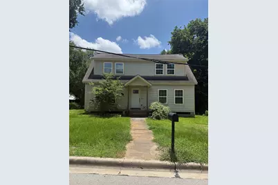1011 10th Street, Huntsville, TX 77320 - Photo 1