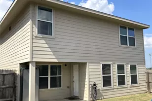 2118 Oakwood Forest Dr, Bryan, TX 77803 - Photo 29