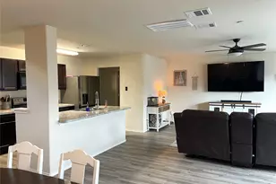 2118 Oakwood Forest Dr, Bryan, TX 77803 - Photo 15