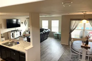 2118 Oakwood Forest Dr, Bryan, TX 77803 - Photo 7