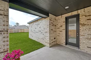 323 Highland Bayou Dr, Conroe, TX 77304 - Photo 35