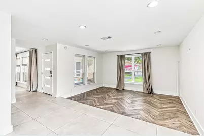1135 Trowbridge Drive, Houston, TX 77062 - Photo 9