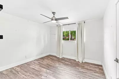 1135 Trowbridge Drive, Houston, TX 77062 - Photo 15