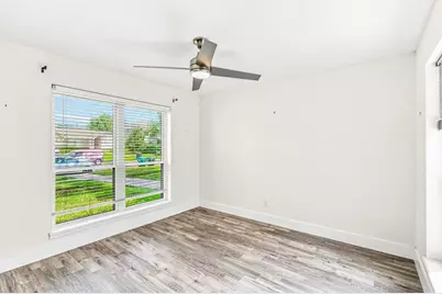 1135 Trowbridge Drive, Houston, TX 77062 - Photo 17