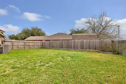 7507 Omaha Drive, Baytown, TX 77521 - Photo 9