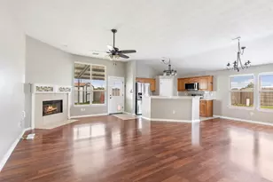 7507 Omaha Dr, Baytown, TX 77521 - Photo 19