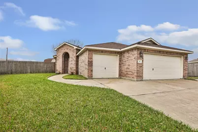 7507 Omaha Drive, Baytown, TX 77521 - Photo 3