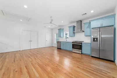 319 E 26th Street, Houston, TX 77008 - Photo 35