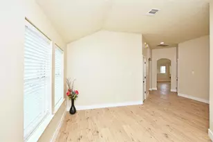 7715 Butler Lakes Ct, Rosenberg, TX 77469 - Photo 3