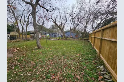 1013 W Snyder Street, Alvin, TX 77511 - Photo 19