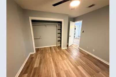 2402 Sycamore Avenue #D6, Huntsville, TX 77340 - Photo 11
