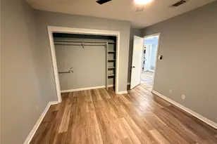2402 Sycamore Ave, Huntsville, TX 77340 - Photo 11