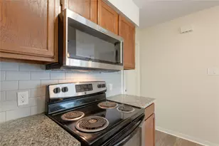 2402 Sycamore Ave, Huntsville, TX 77340 - Photo 17