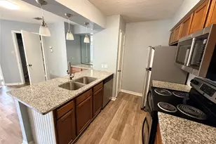 2402 Sycamore Ave, Huntsville, TX 77340 - Photo 9