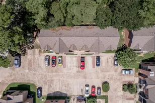 2402 Sycamore Ave, Huntsville, TX 77340 - Photo 5