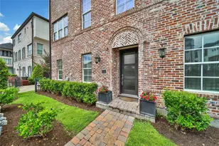 2705 Maxroy St, Houston, TX 77007 - Photo 7