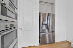 2705 Maxroy St, Houston, TX 77007 - Photo 17