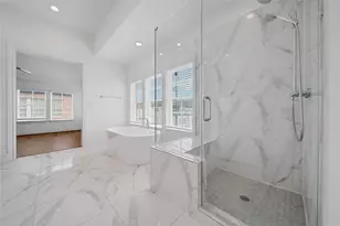 2705 Maxroy St, Houston, TX 77007 - Photo 37