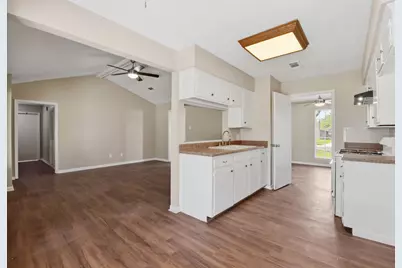 3120 Royal Street, Baytown, TX 77521 - Photo 17