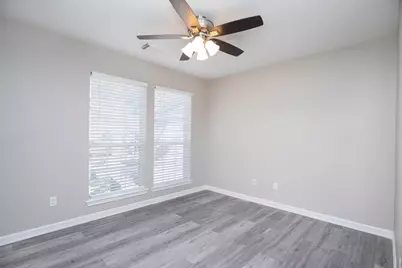 18135 Somerset Knolls, Houston, TX 77094 - Photo 27