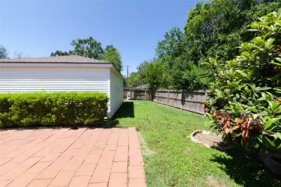 8826 Roos Road, Houston, TX 77036 - Photo 41