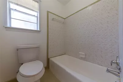 8826 Roos Road, Houston, TX 77036 - Photo 27