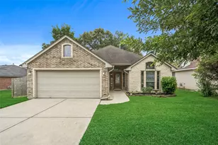 7019 Pleasure Lake Dr, Willis, TX 77318 - Photo 1
