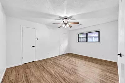 4001 Stoneybrook Street, Baytown, TX 77521 - Photo 13