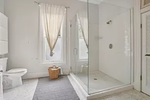 504 Fairview Ave, Houston, TX 77006 - Photo 19