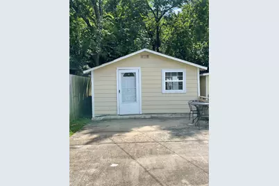 1472 1/2 Godwin Street, Houston, TX 77023 - Photo 9
