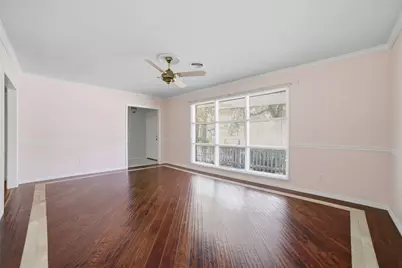 10402 Shadow Wood Drive, Houston, TX 77043 - Photo 7