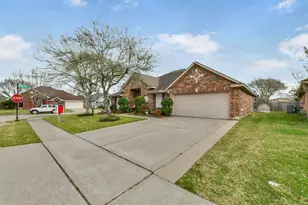 9645 Dry Springs Dr Dr, La Porte, TX 77571 - Photo 3