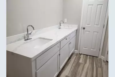 9122 Chesney Downs Drive, Houston, TX 77083 - Photo 21