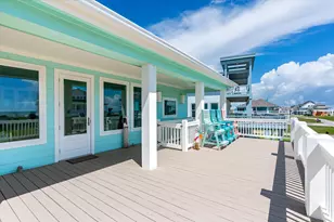 3837 Biscayne Beach Rd, Port Bolivar, TX 77650 - Photo 11