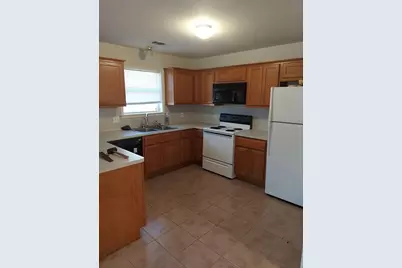 1725 Rock Hollow Loop, Bryan, TX 77807 - Photo 5