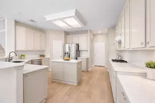 6507 Quiet Pointe Dr, Spring, TX 77389 - Photo 11