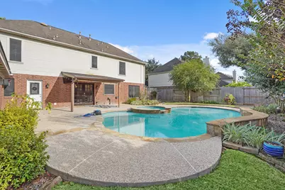 17223 Shadow Valley Drive, Spring, TX 77379 - Photo 33