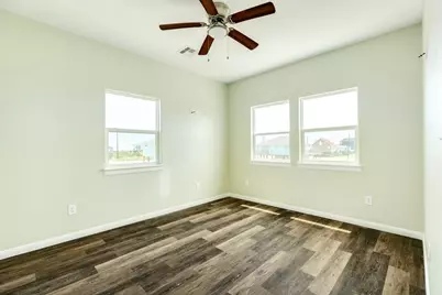 4726 Palm Street, Freeport, TX 77541 - Photo 11