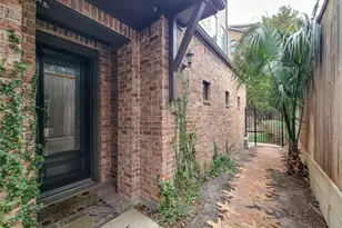 1602 White St, Houston, TX 77007 - Photo 3
