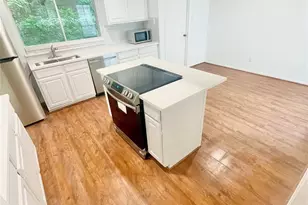 3126 Village Woods Dr, Houston, TX 77339 - Photo 7
