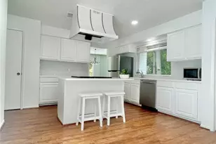 3126 Village Woods Dr, Houston, TX 77339 - Photo 9