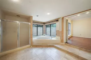 84 S April Wind Dr S, Conroe, TX 77356 - Photo 25