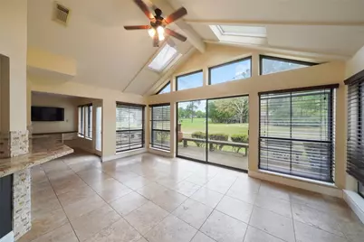 84 S April Wind Drive S, Conroe, TX 77356 - Photo 21