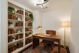 2213 Stanford St, Houston, TX 77006 - Photo 13