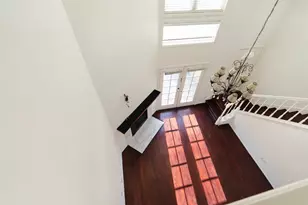 2213 Stanford St, Houston, TX 77006 - Photo 9