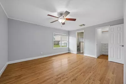 1729 Bayram Drive, Houston, TX 77055 - Photo 9