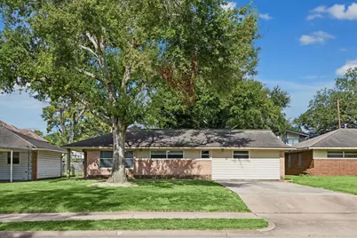 1729 Bayram Drive, Houston, TX 77055 - Photo 1