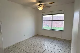 204 Harwood Dr, League City, TX 77573 - Photo 7