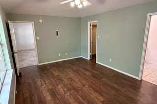 204 Harwood Dr, League City, TX 77573 - Photo 9