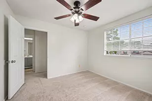 8527 Lake Crystal Dr, Houston, TX 77095 - Photo 19